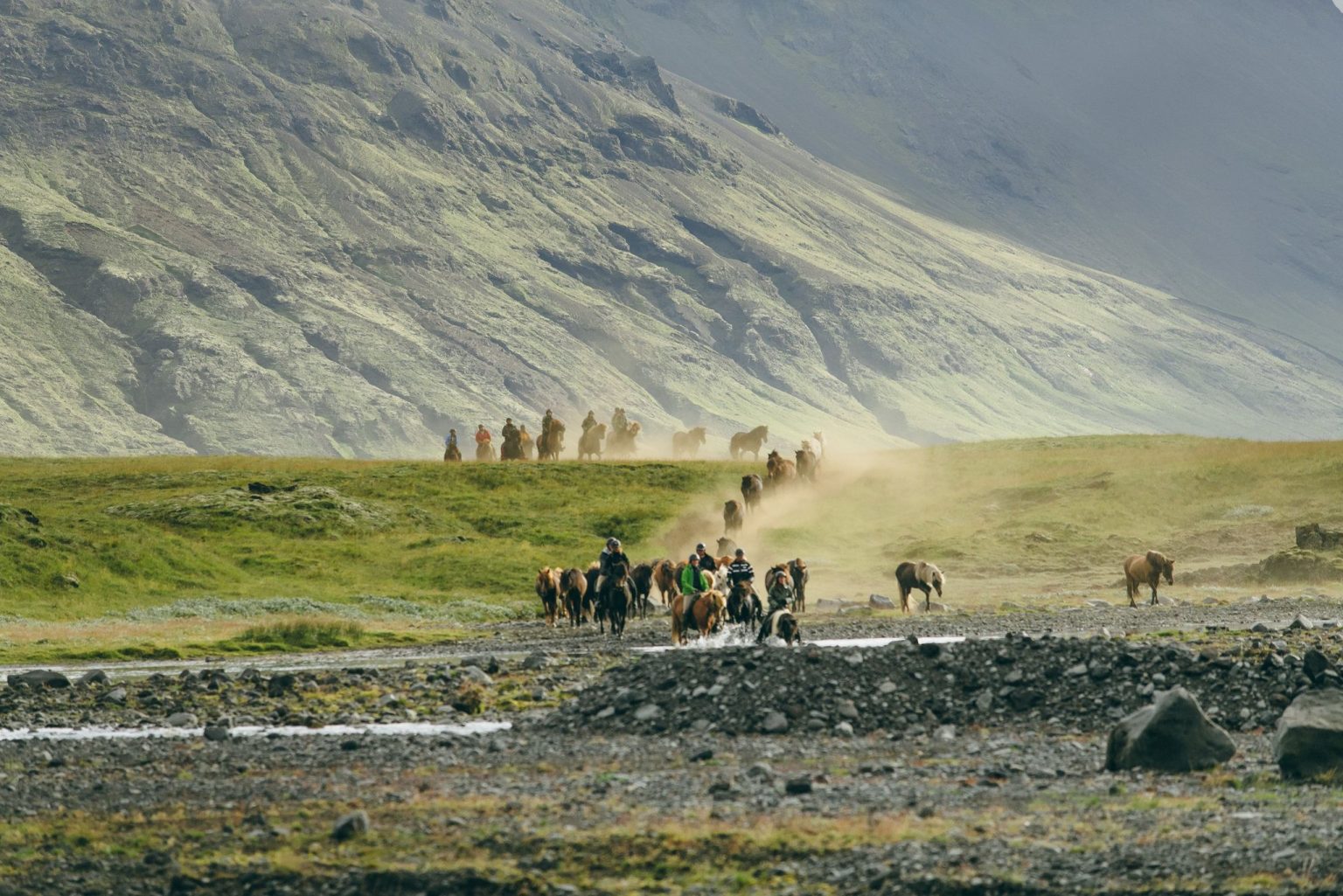 Horseriding Skalakot hotel iceland