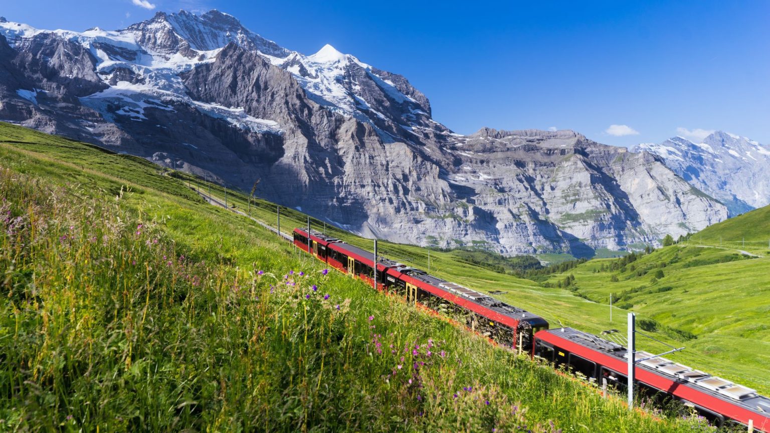 train to Jungfrau Switzerland