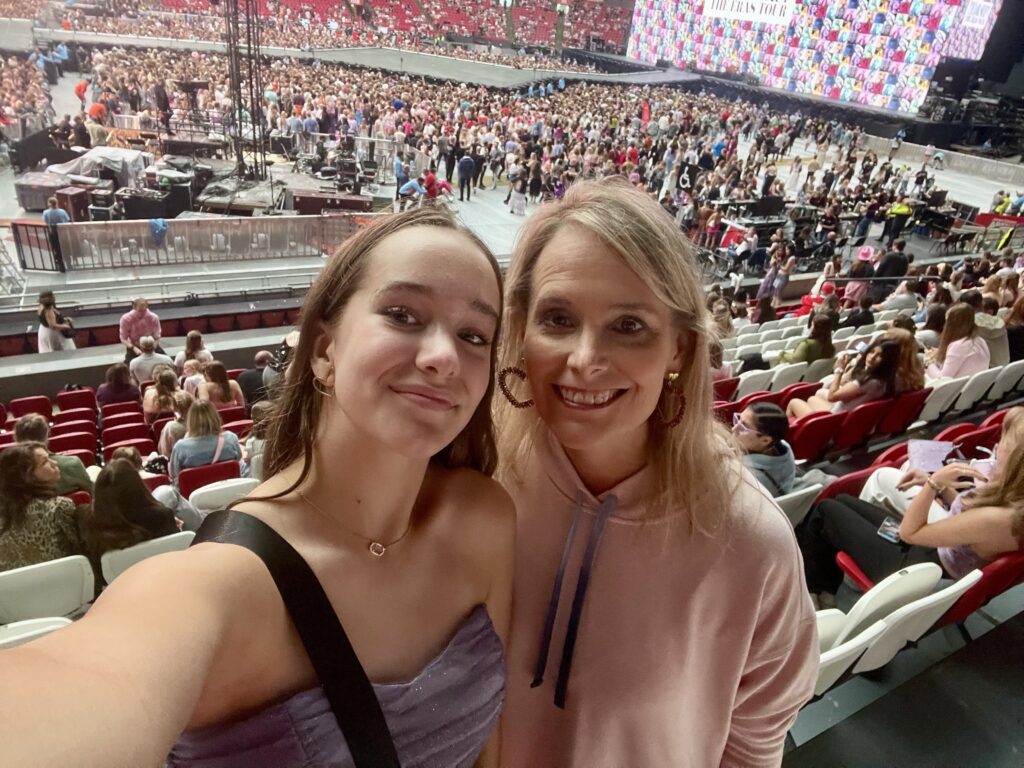 Dana Town Taylor Swift concert