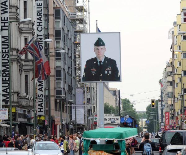 Checkpoint Charlie, Berlin Checkpoint Charlie, Berlin