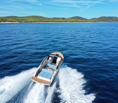 Maslina Hvar speedboat